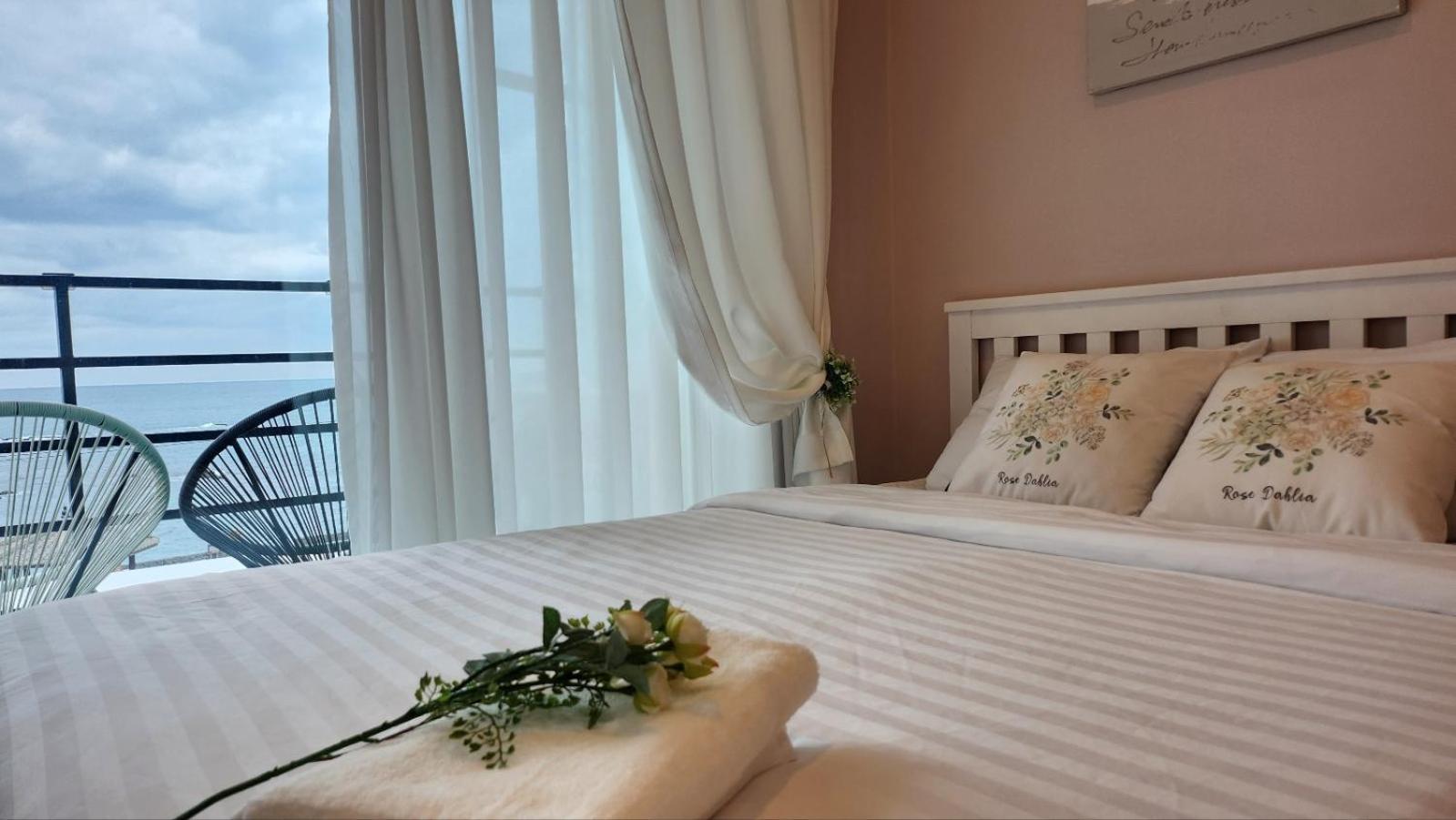 Pension Haneul Tari Чеджудо Экстерьер фото