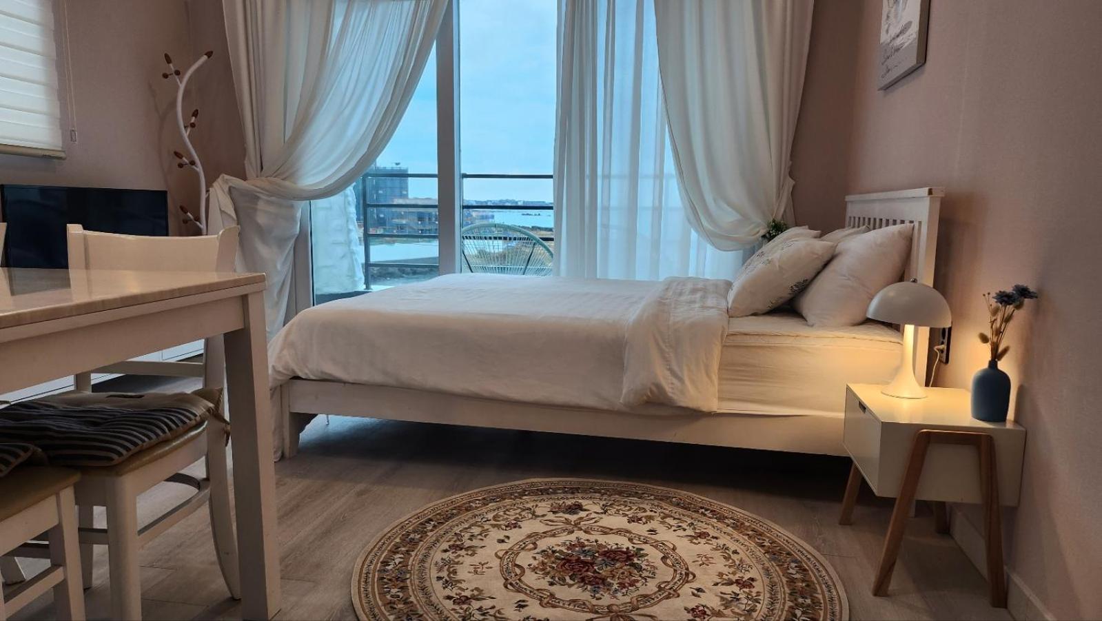 Pension Haneul Tari Чеджудо Экстерьер фото